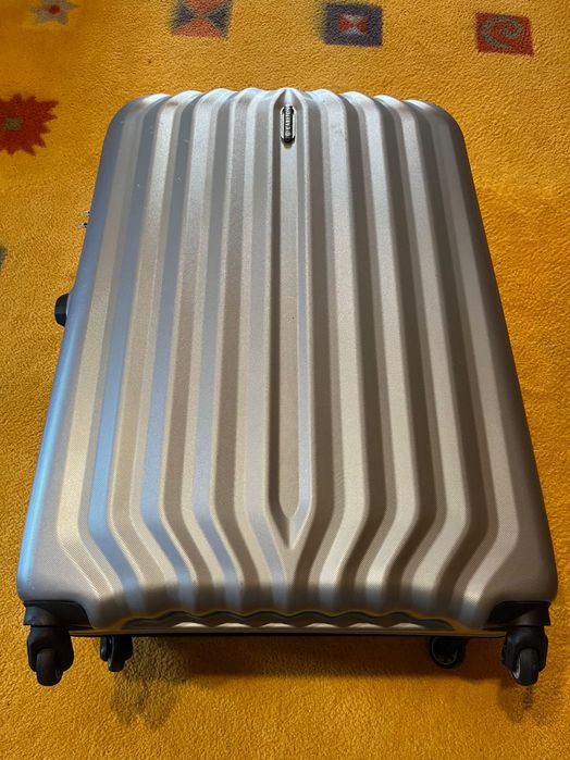 Duża Walizka Carlton Sonar poliwęglan