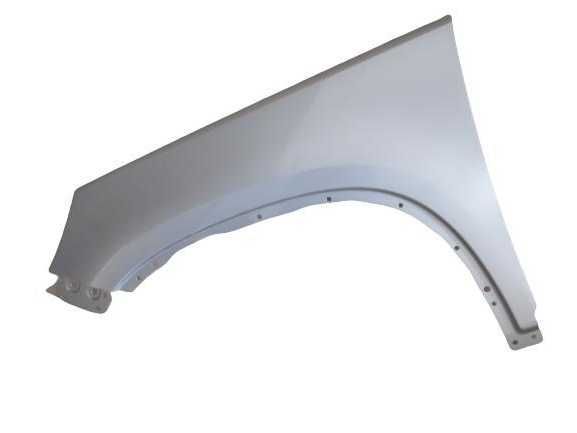 VW Tiguan 5N 07-16 lewy błotnik srebrny LA7W