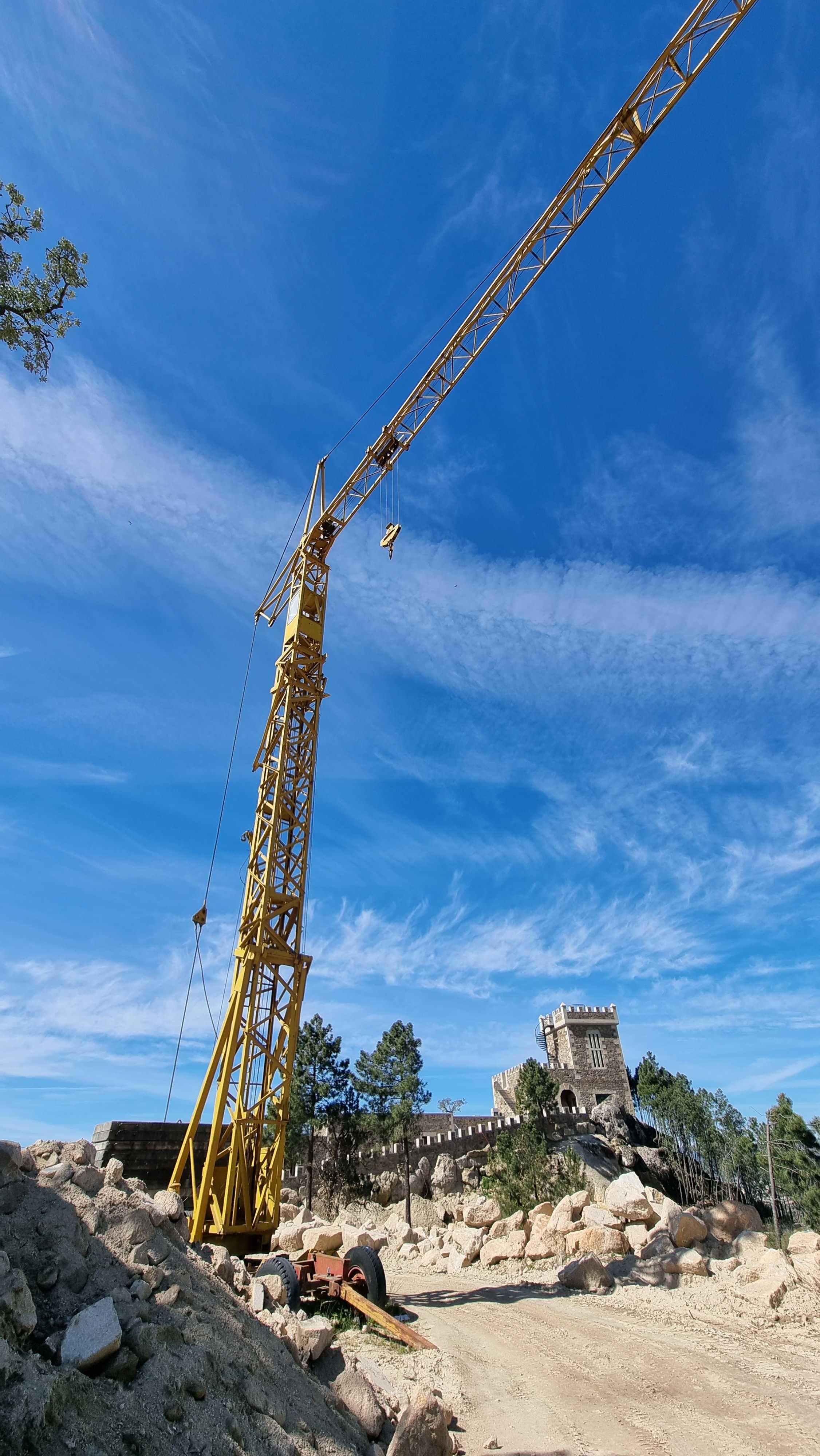 Grua funciona como nova