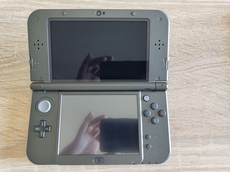 New Nintendo 3DS XL – Como Nova, Completa (Caixa+Manuais+Tarjetas RA)