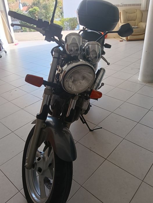 Moto Yamaha xj600N