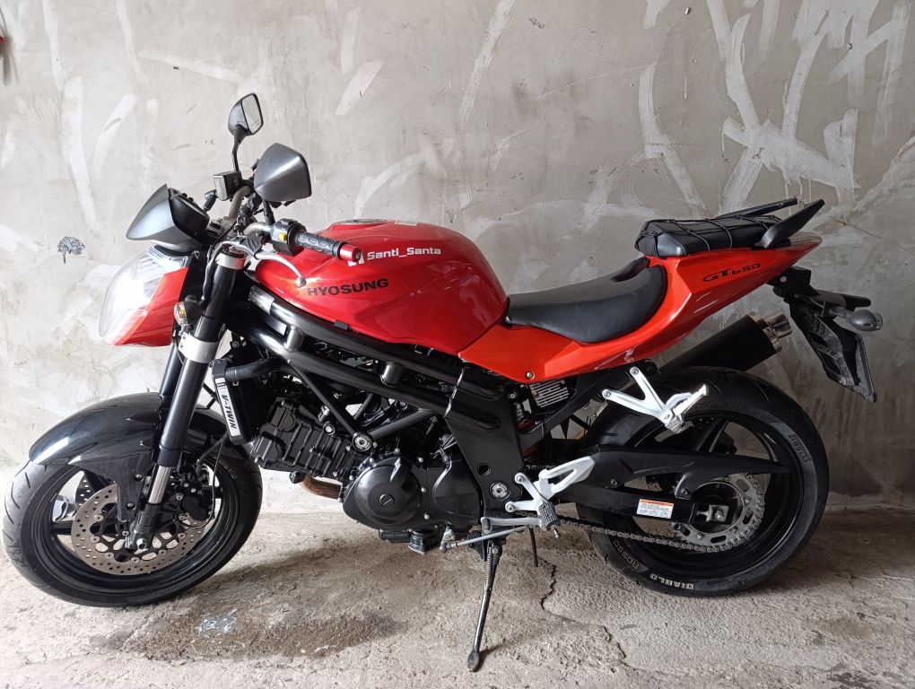 Motocykl hyosung gt 650