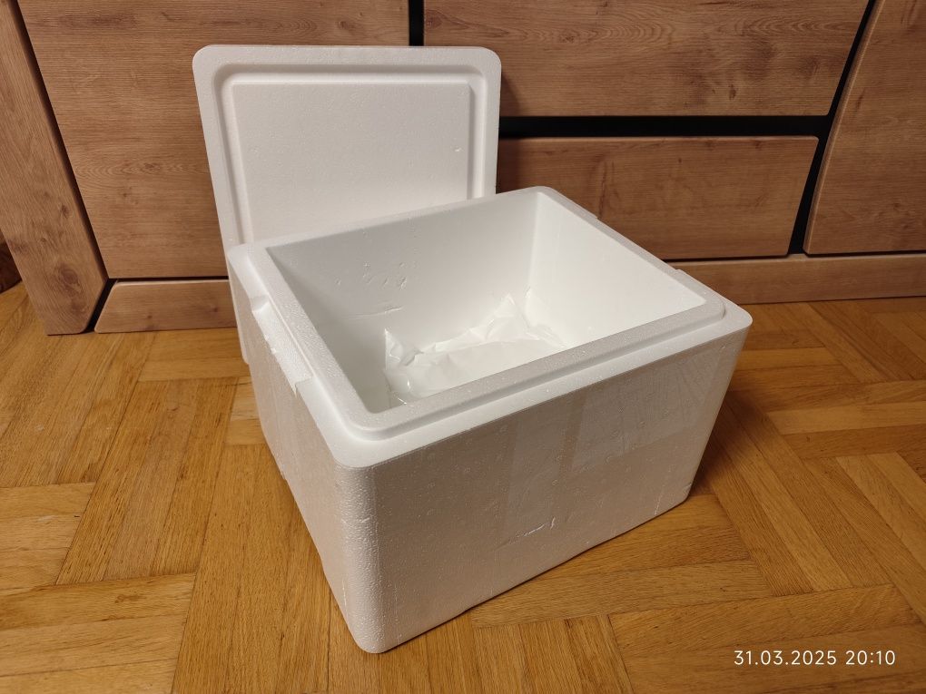 Styrobox pojemnik styropianowy izotermiczny 39,5x33,5x28cm + 4 wkłady