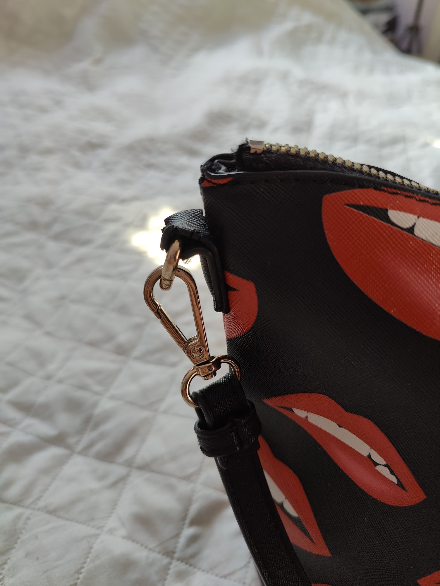 Desigual torebka lips usta. Czarna. Jak nowa.