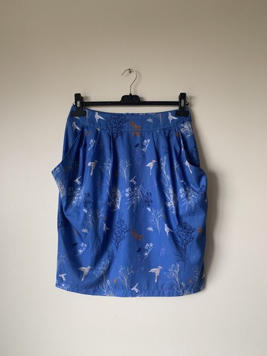 Saias tamanho 38  (azul e preta)