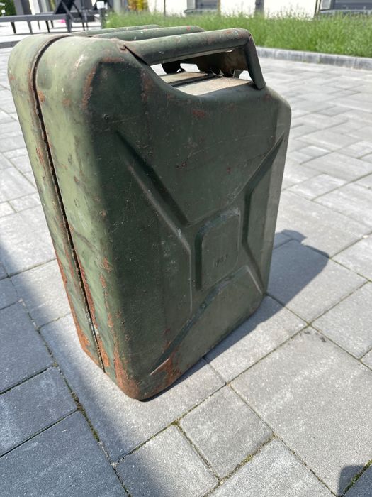 Skrzynka amunicyjna, taboret Wojskowy, kanister.