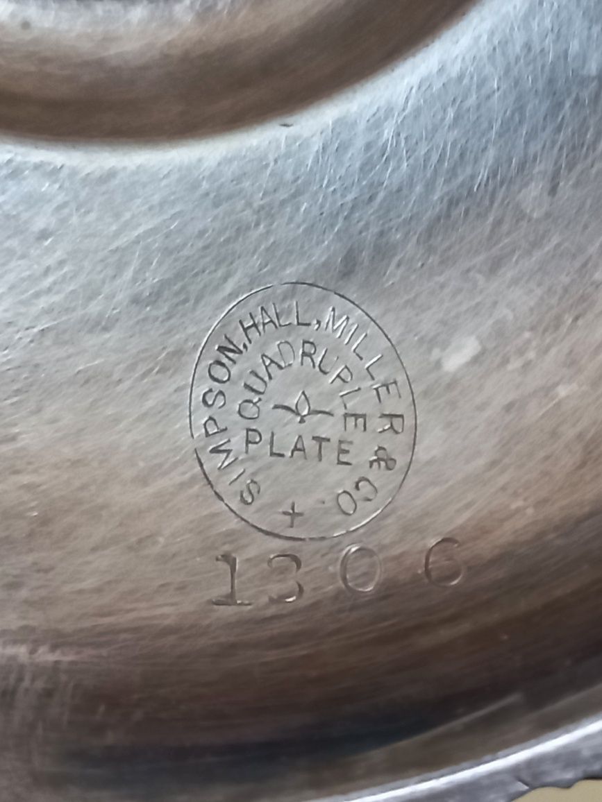 Stary platerowany koszyk w stylu wiktoriańskim  - sygnowany