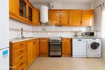 Apartamento T3 em rés-do-chão  em  Azeitão