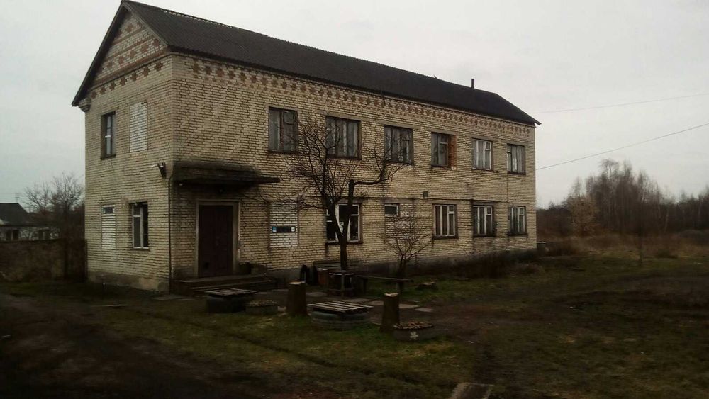 Шептицький. Приміщення+майданчик