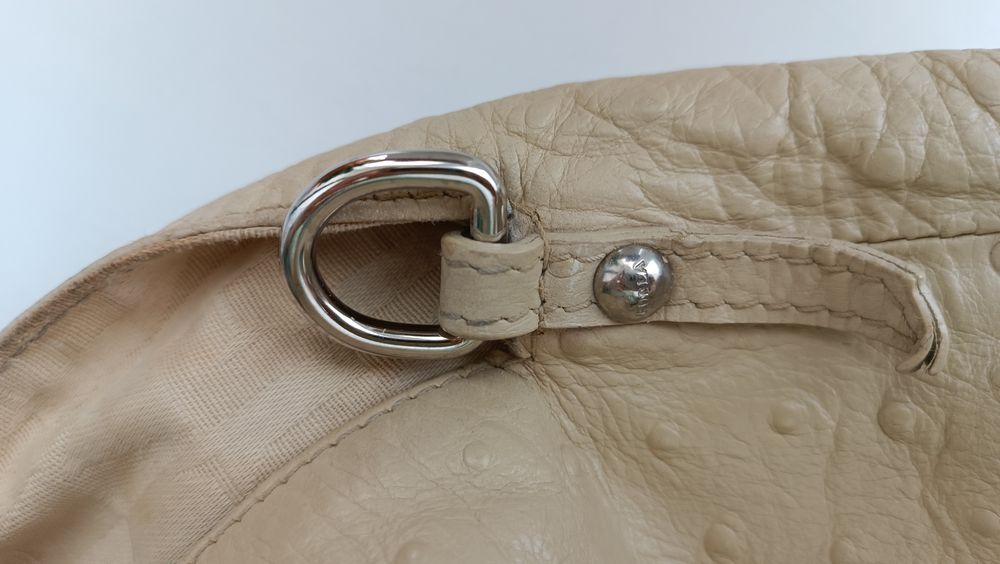 Сумка хобо зі страусиної шкіри Furla