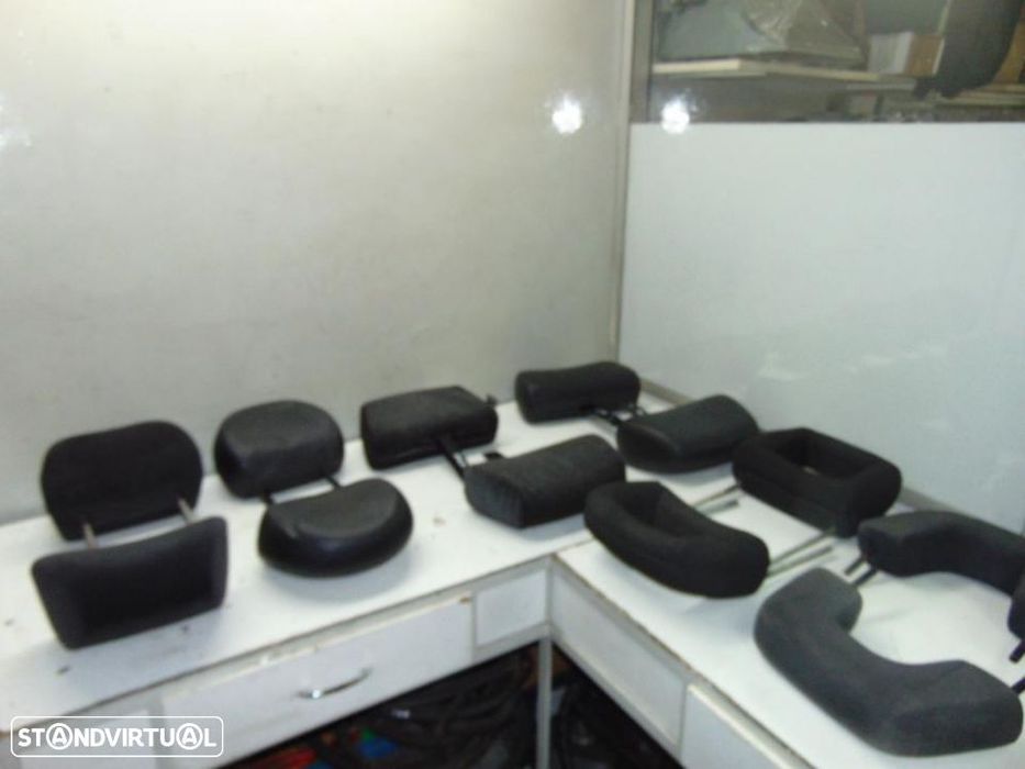 Encostos de cabeça