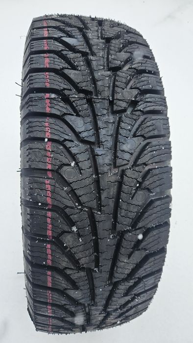 225/65R16C opony zimowe górskie bieżnikowane kopia Nokian