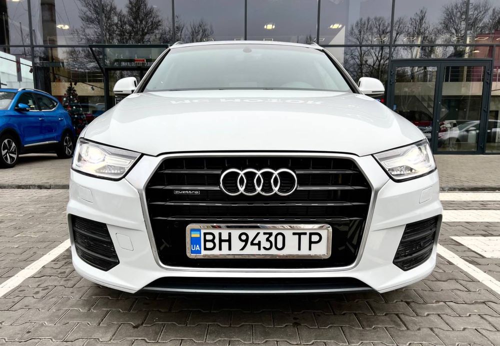 Audi Q3 2.0 tfsi белая 2015