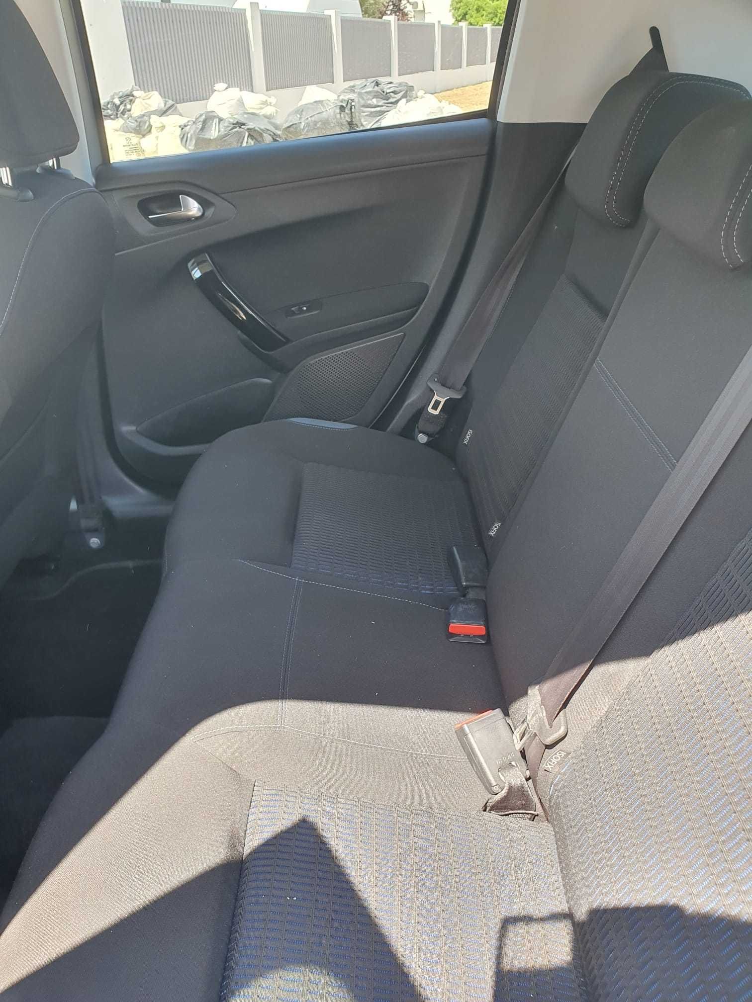 Peugeot 208 1.6 BlueHDi Style