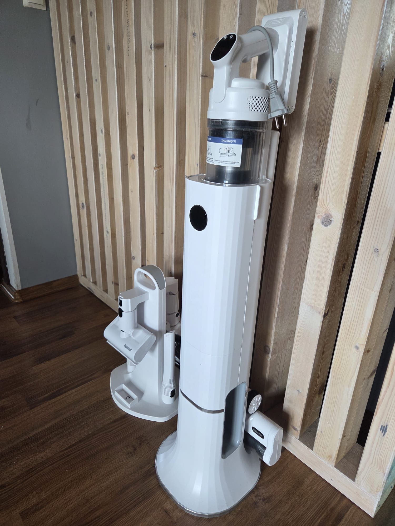Odkurzacz pionowy Robojet speed up 2 pro