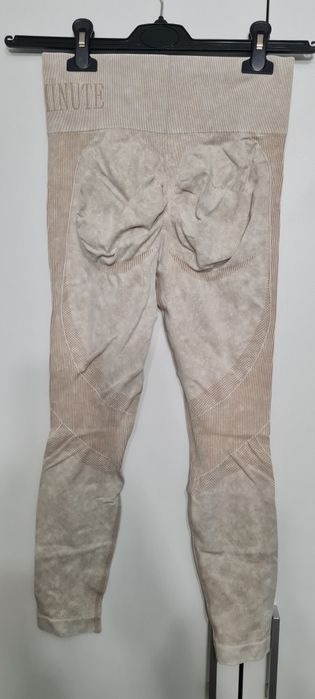 Legginsy push up  beżowe i grafitowe L