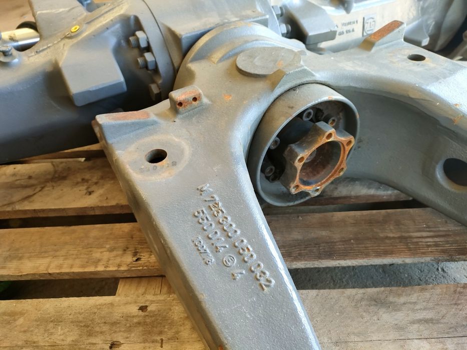 Fendt Vario seria 700 Vario przedni most