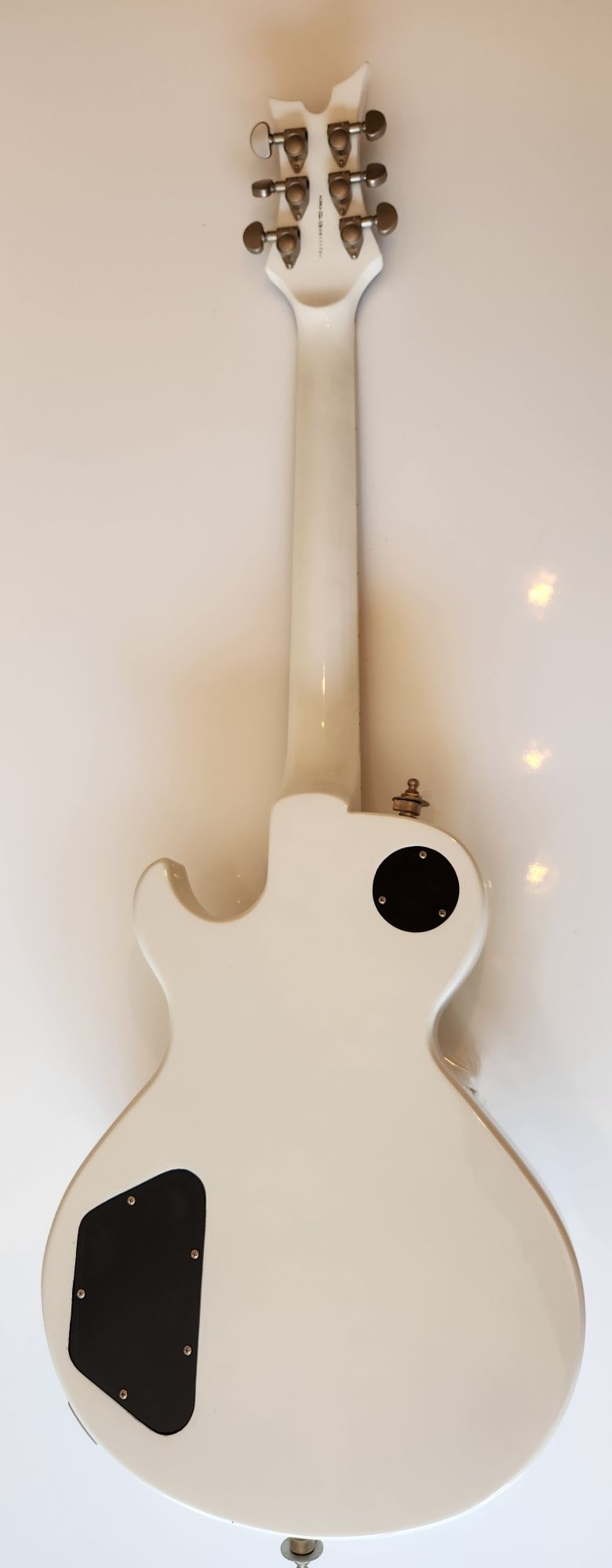 Guitarra Dean Soltero rara