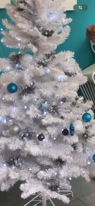 Árvore de Natal, branca, completa, com todas as bolas, 180cm