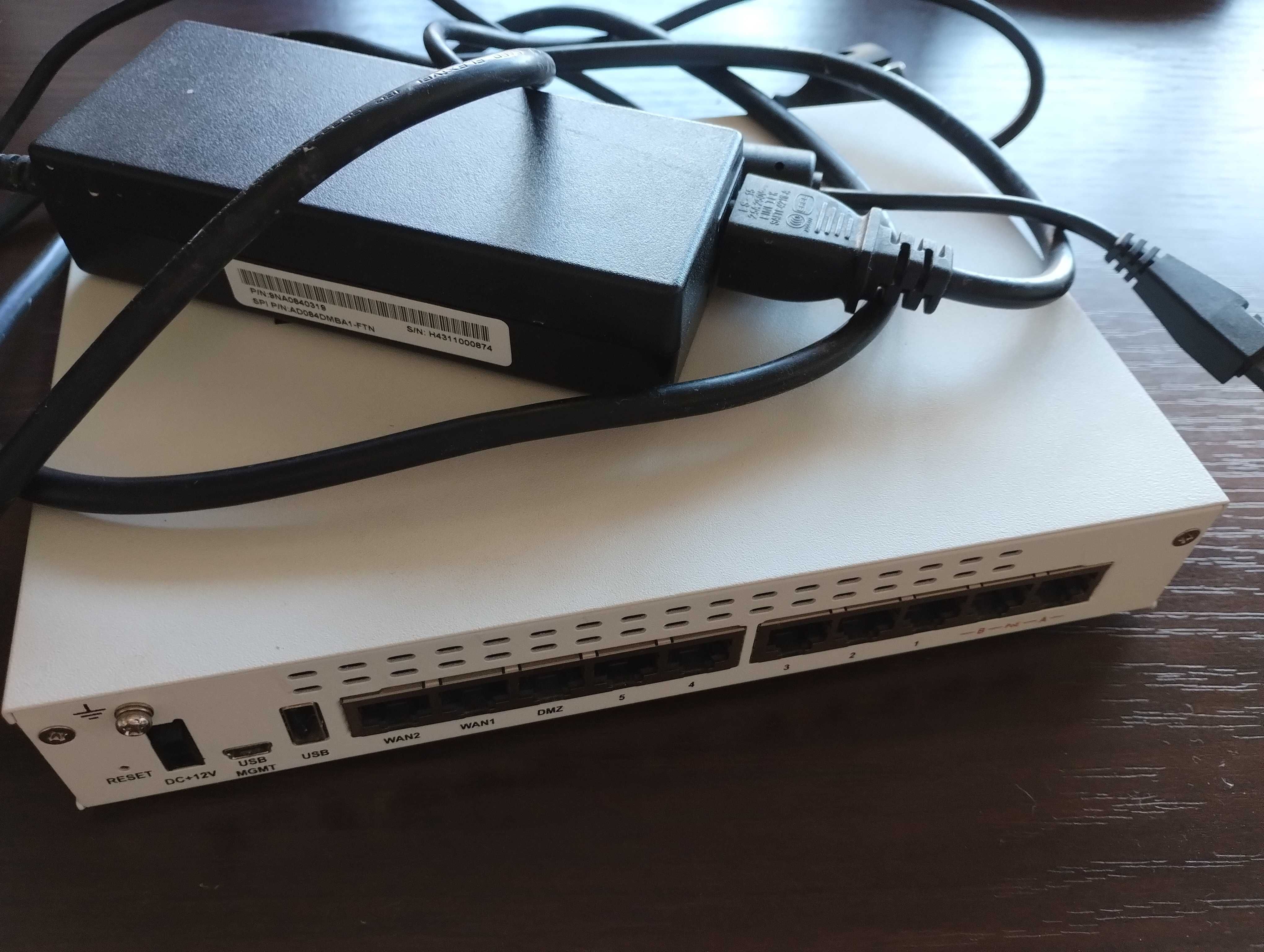 гігабітний маршрутизатор FortiGate 60D-POE
