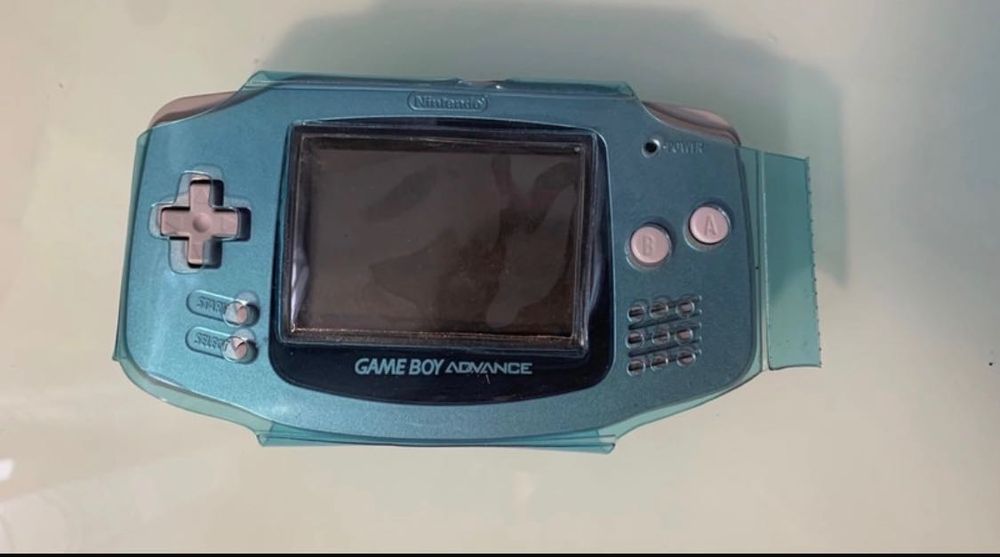 Konsola Game boy advance AGB-001