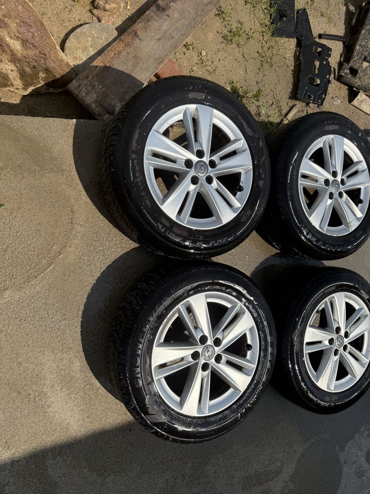 Opel grandland X koła alufelgi opony zima 215/65r17 5x108