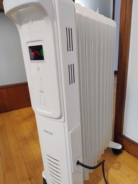 Aquecedor Proline a óleo com 3 níveis de potência 2000W / 1200W / 800W