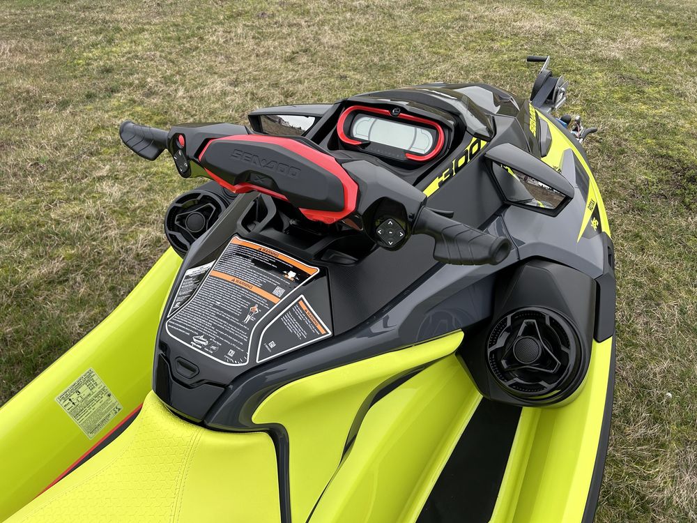 Skuter wodny Sea Doo RXT X rs 300 Audio 75h SeaDoo