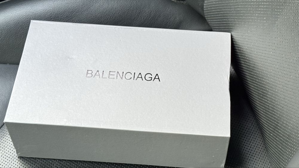 Клатч Сумка Баленсиага сумка Chanel Balenciaga Hermes Coach