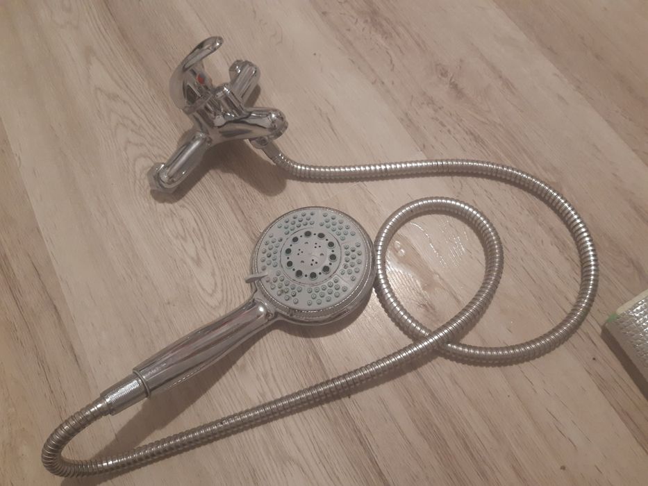 bateria wannowa łazienkowa prysznic komplet wanna