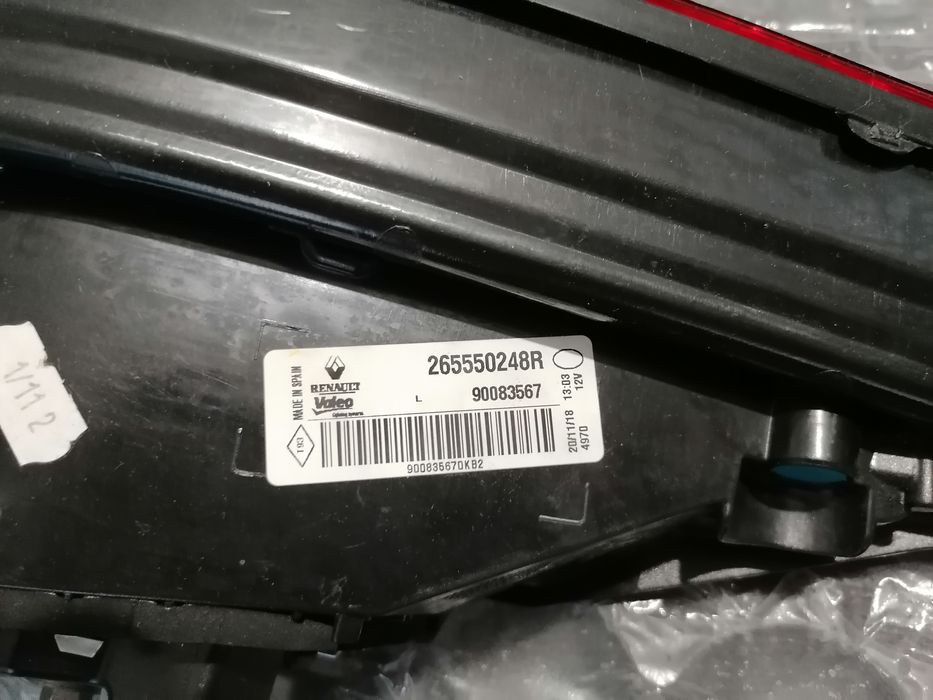 Farolin mala renault megane 2018