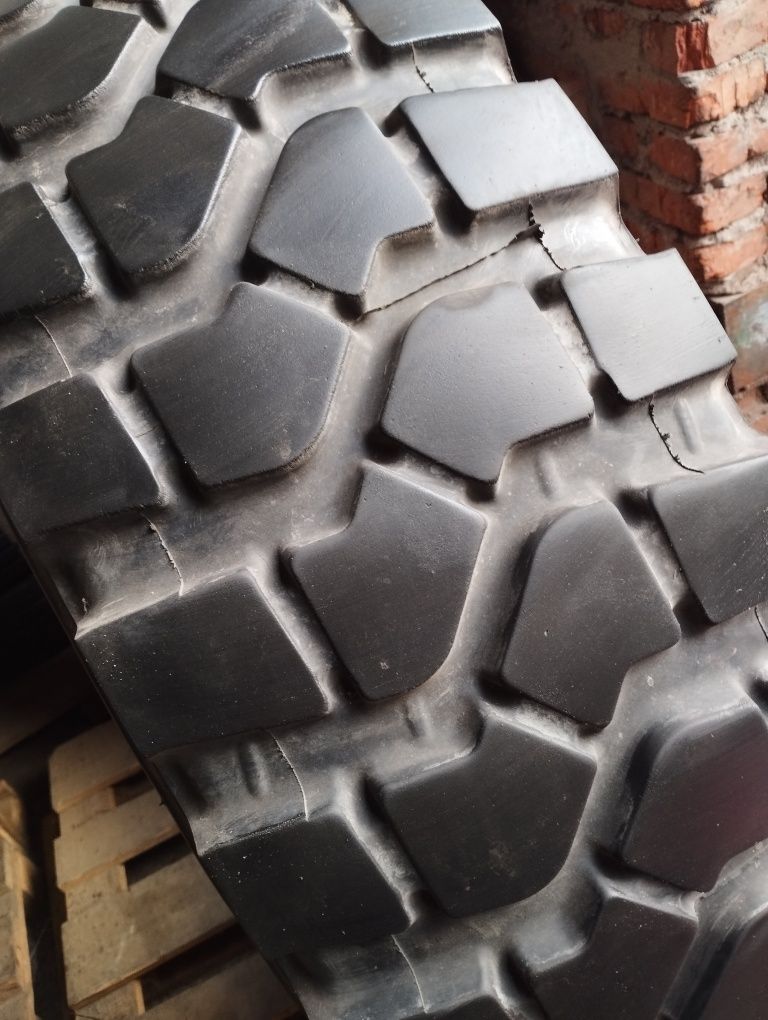 14.00 r20 Pirelli Pista 1 шт