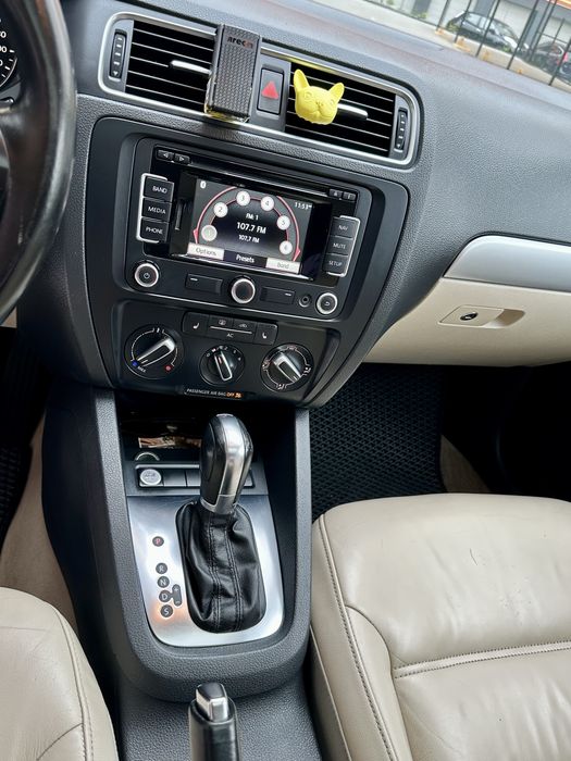 Volkswagen Jetta 2.5 SEL Premium Avtomat!