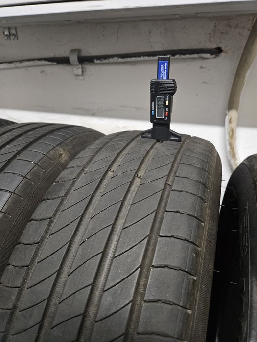 Шини Michelin 205 55 17