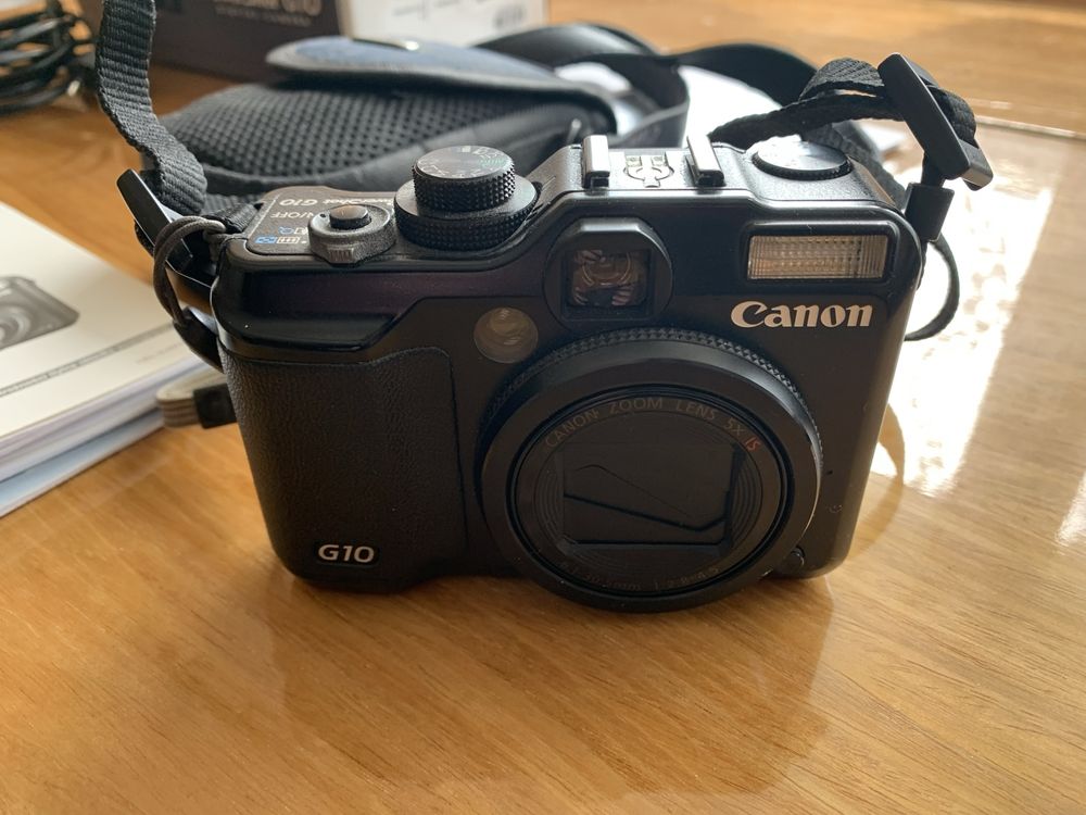 Canon G10 Aparat cyfrowy. Karta pamieci 4GB. Ladowarka.