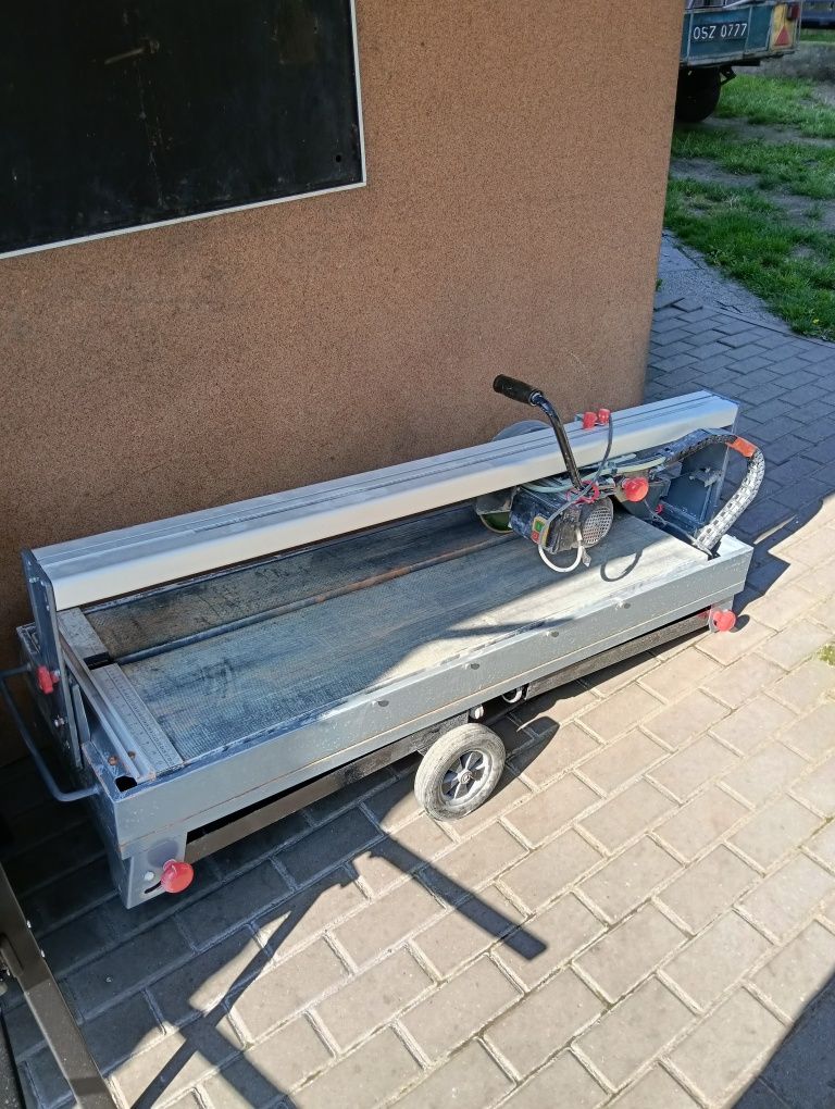 Maszyna wodna graphite