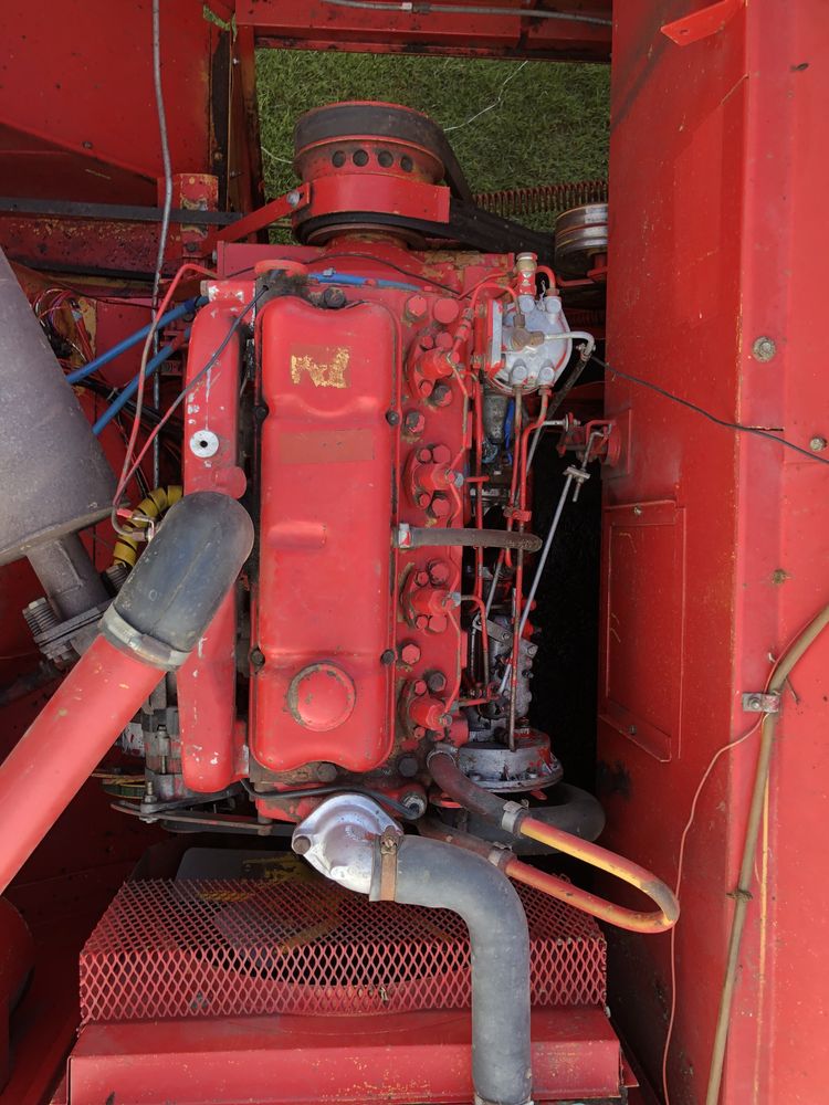 Продам комбайн Massey Ferguson 430