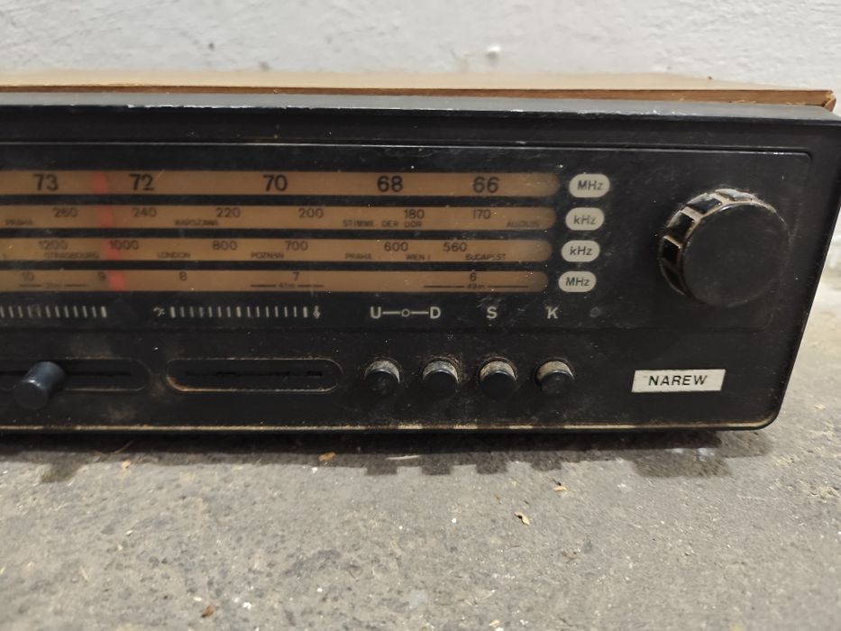 Radio Unitra Narew Wsi Odnowa PRL Uszkodzone do naprawy lub na części