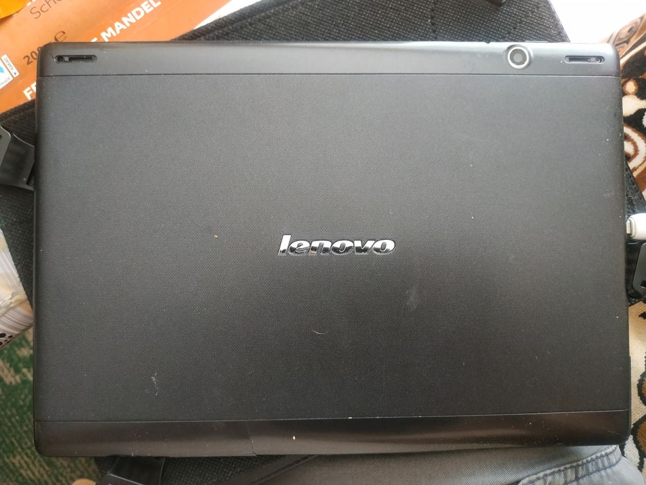 Планшет Lenovo 10"