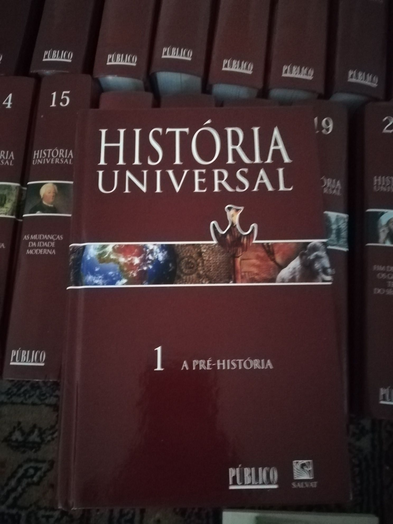 Coleção História Universal