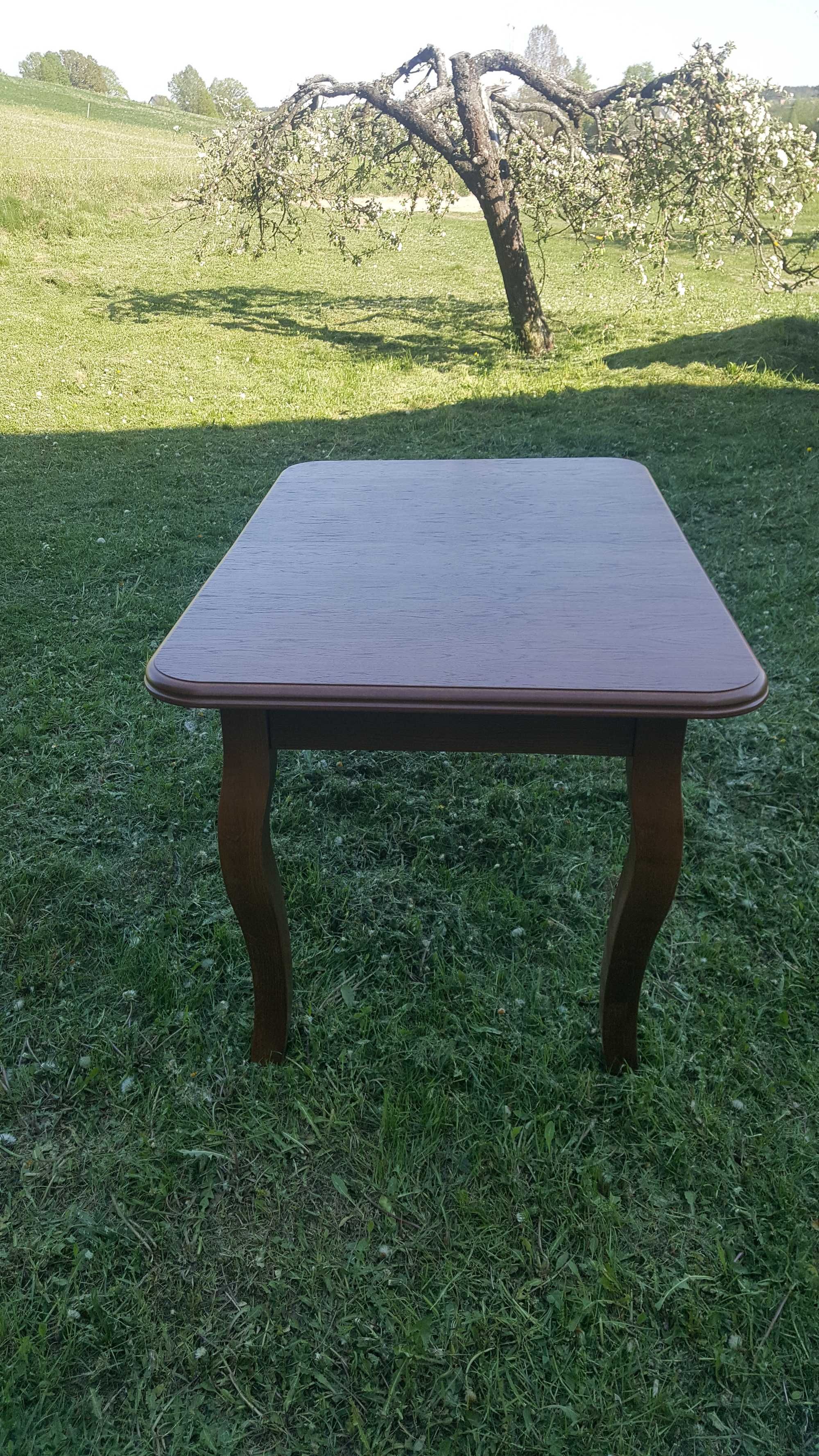 Drewniany stół (grab) rozkładany z 8 krzesłami 140x90