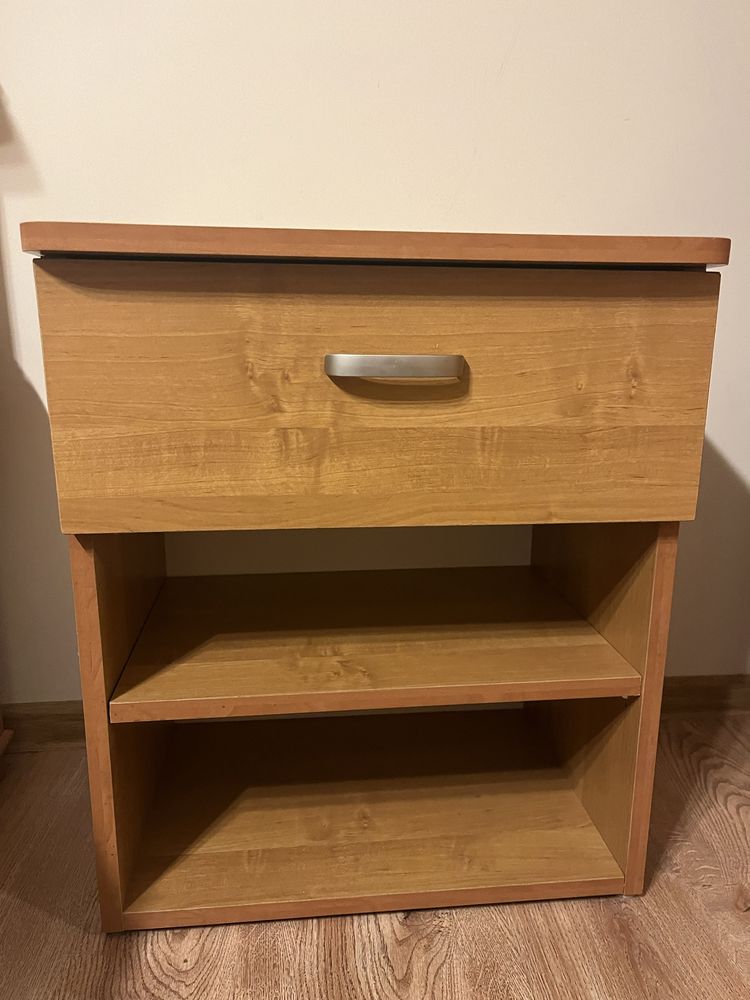 Szafka nocna olcha szuflada i dwie półki