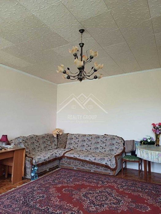 Продам маєток в с. Новоукраїнське ( ст. Нива Трудова) Євідновл.ення.