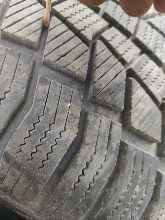 Gislaved Euro Frost 6 r17 235 55 103v xl