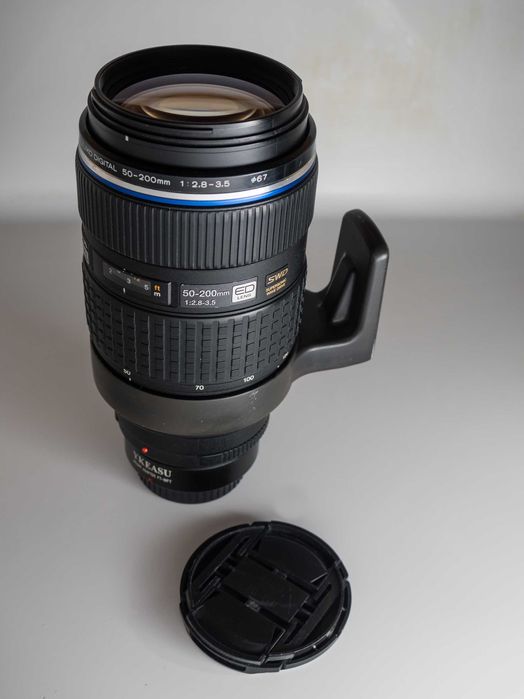 Sprzedam obiektyw Olympus 50-200/2.8-3.5 SWD do systemu 4/3 z adapt.