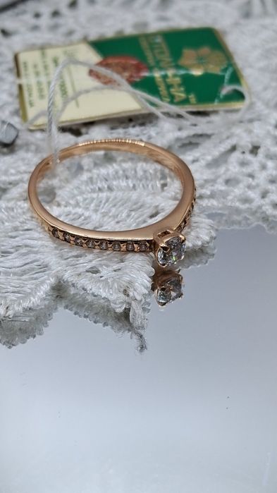 Золота каблучка 585