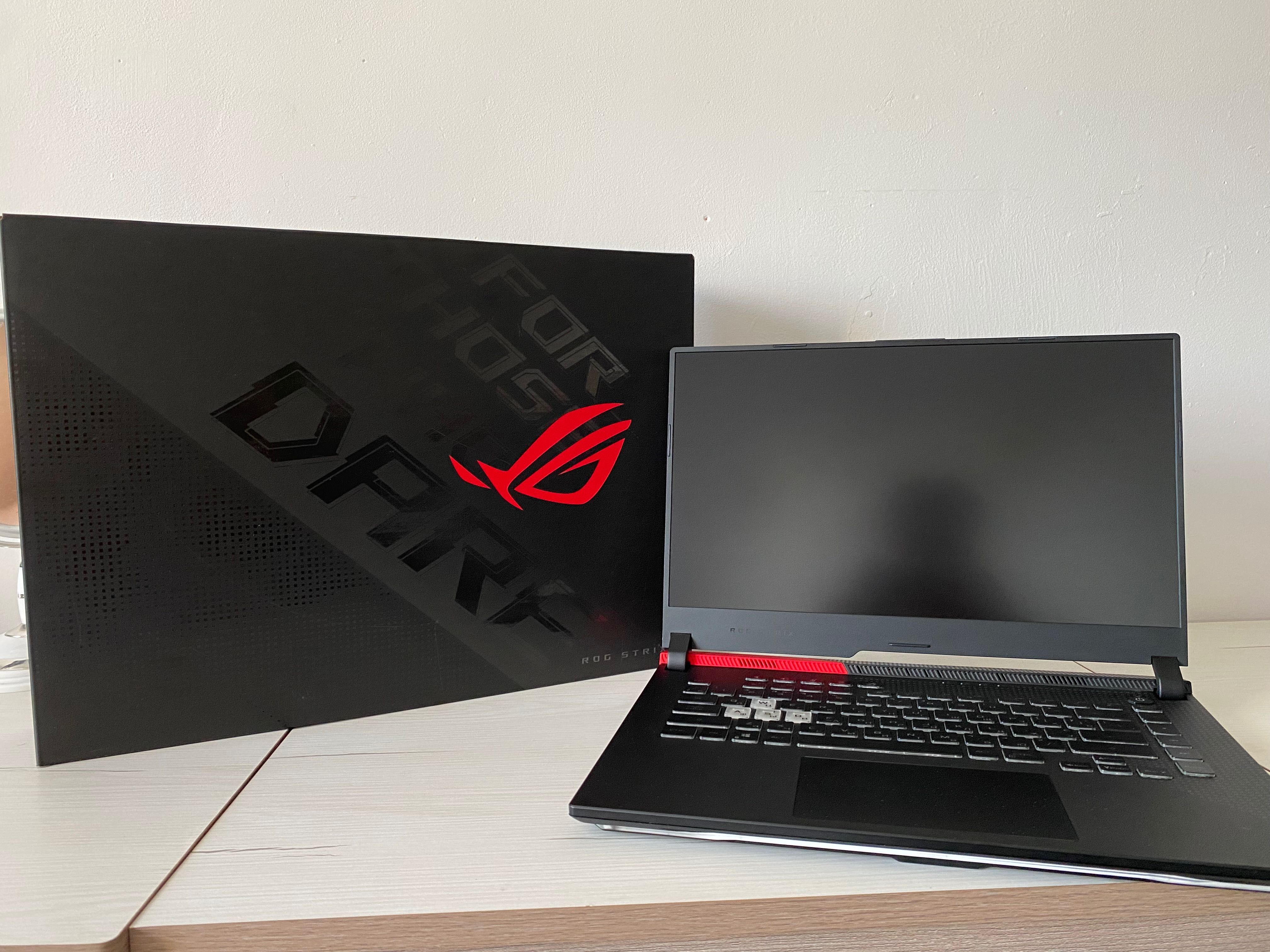 ASUS rog strix g15 (rx6800m/R9 5900HX) Advantage edition