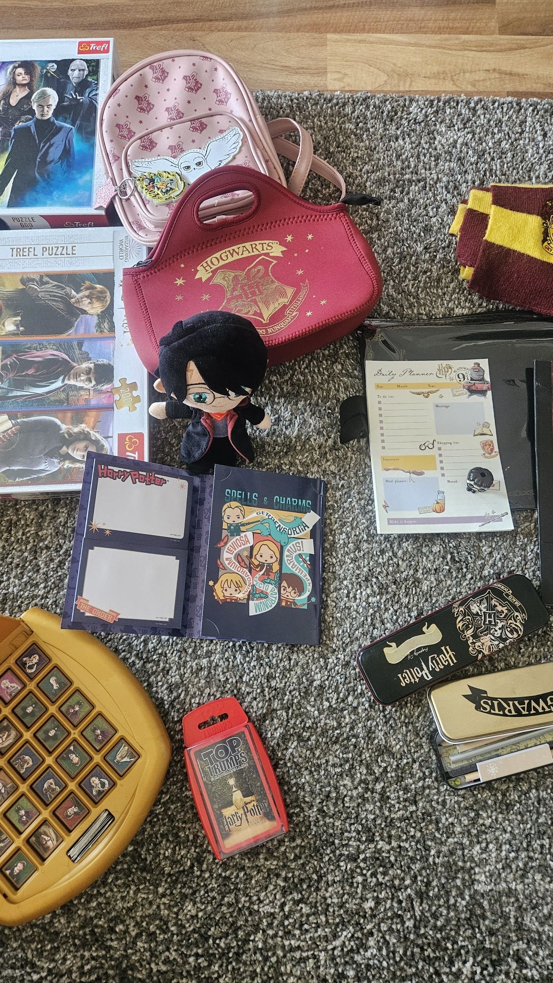 Harry Potter gadżety, ponad 20 sztuk I strój 130- 150