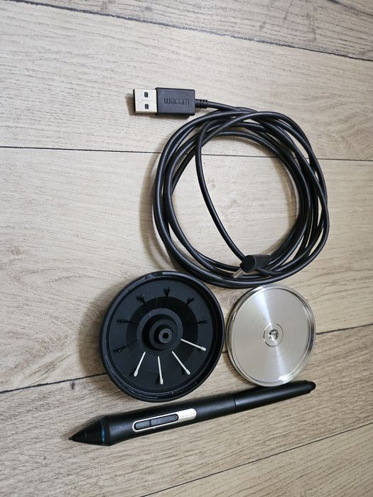 Графічний планшет Wacom Intuos Pro L (PTH-860-R)