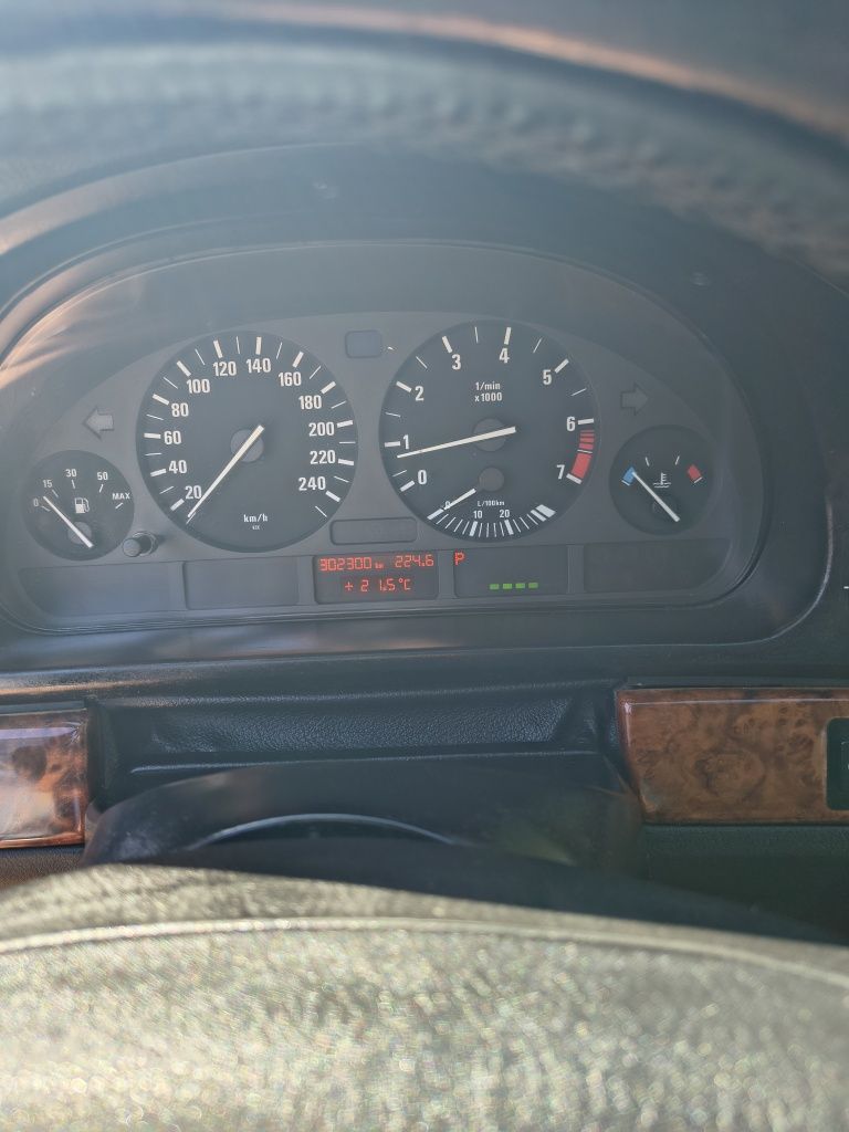 BMW E39 2,5i czyli 523i Touring Warto zobaczyć.